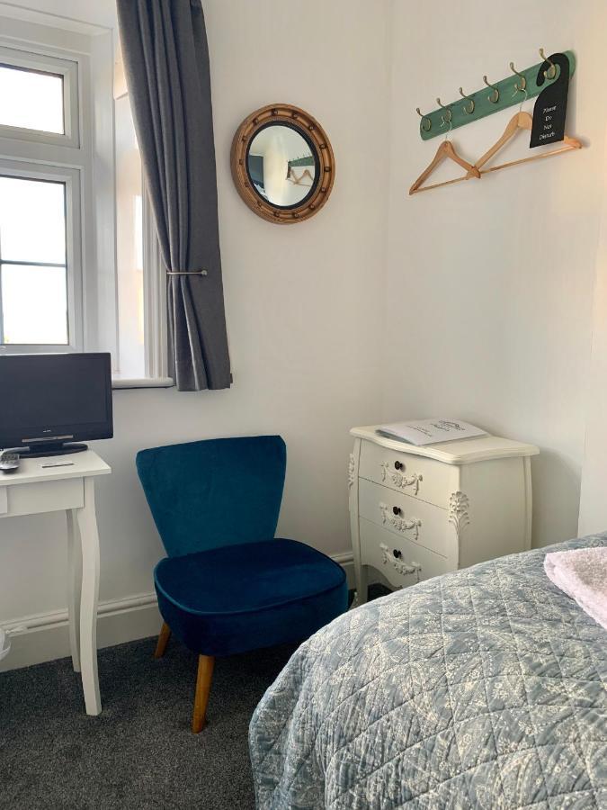 The Nags Head Hotel Lyme Regis Luaran gambar