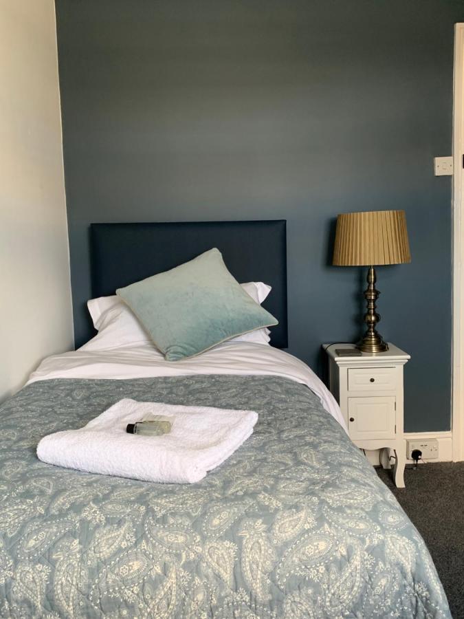 The Nags Head Hotel Lyme Regis Luaran gambar