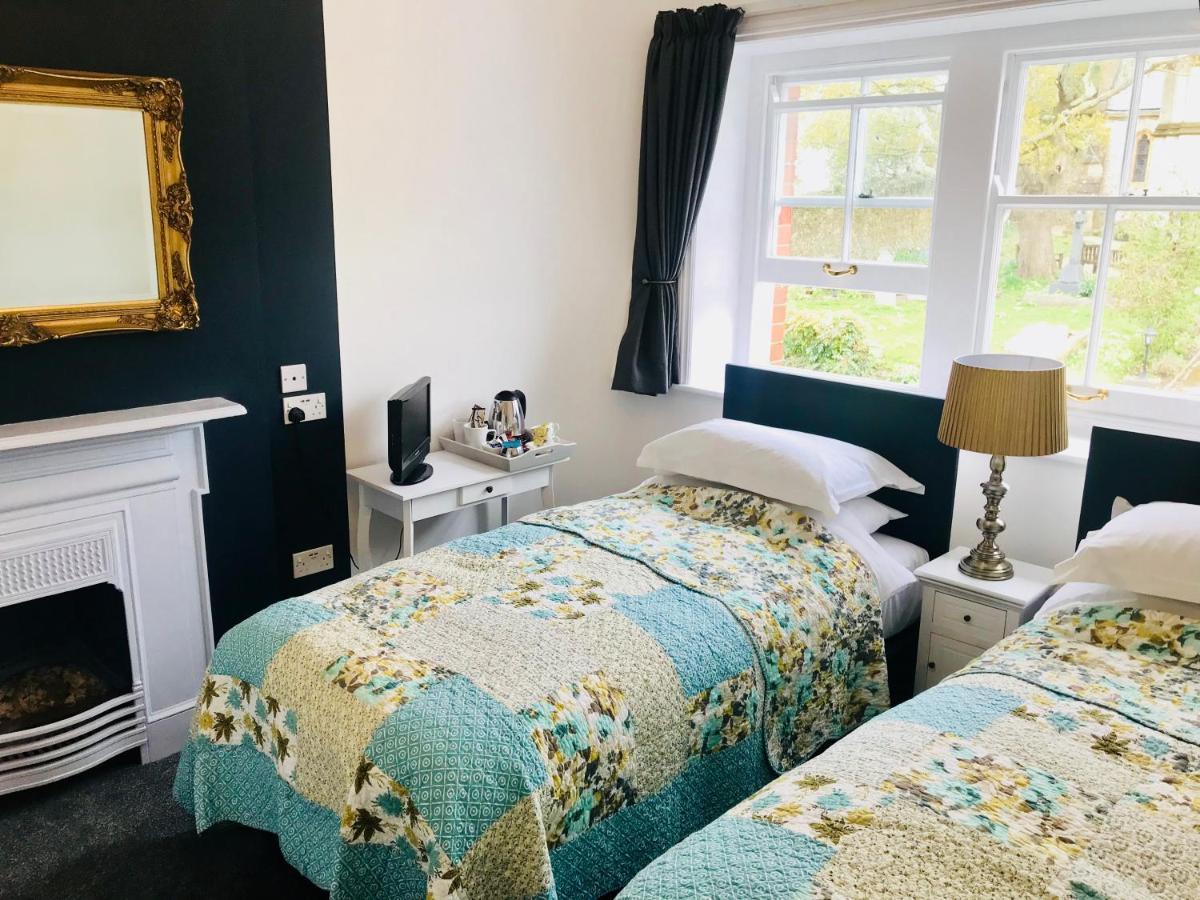 The Nags Head Hotel Lyme Regis Luaran gambar