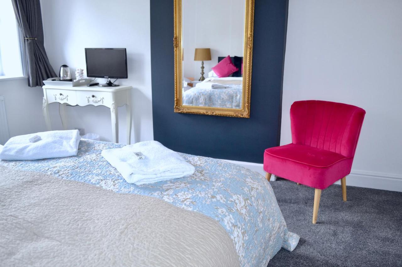 The Nags Head Hotel Lyme Regis Luaran gambar